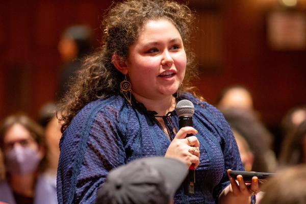 Angelike asking question at the 25th Anniversary panel