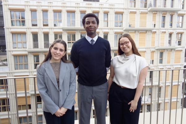 Three students from Paris meeting
