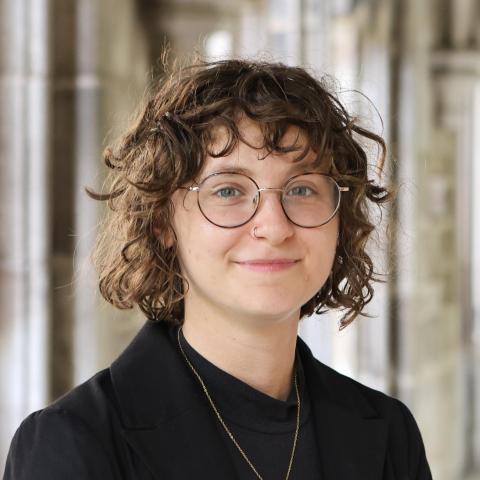 Lauren Hagani Headshot