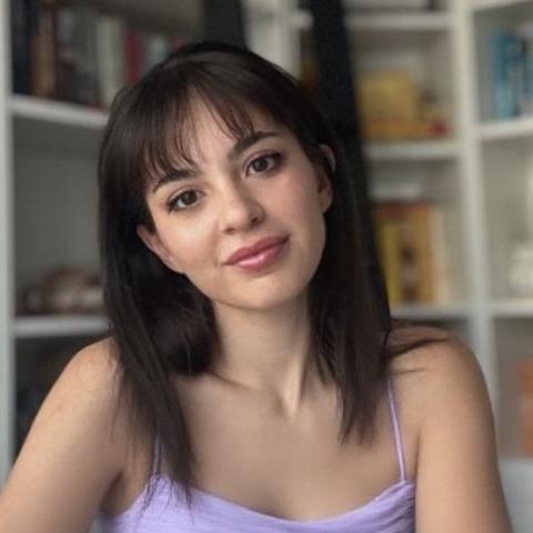 Dilge Girgin Headshot